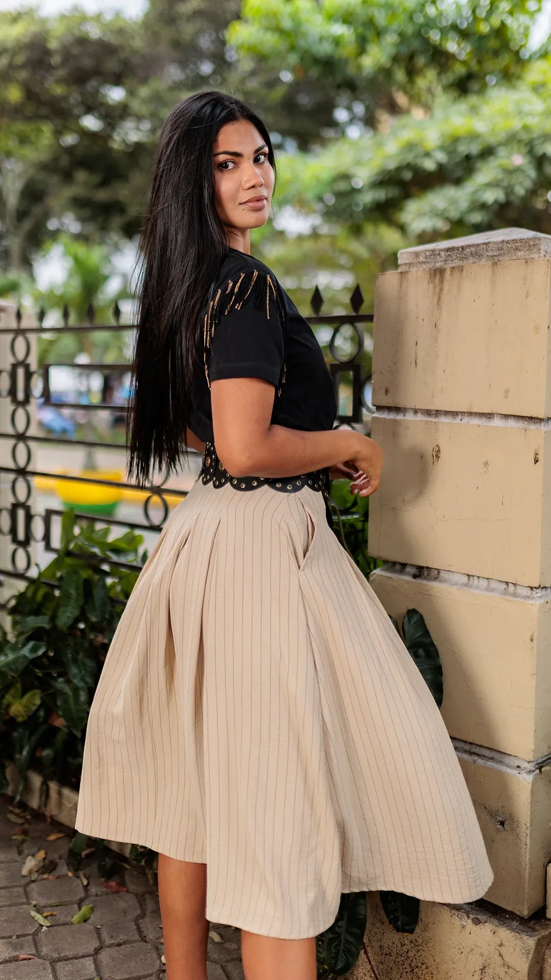 FALDA DAMA PLIEGUES- 011310