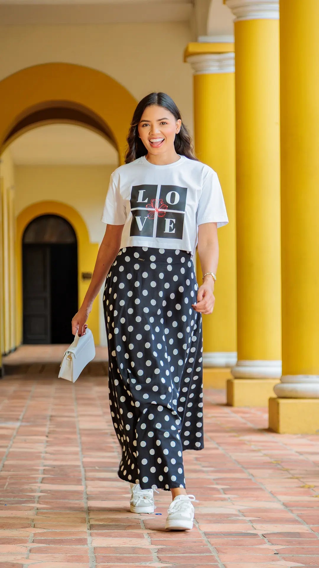 FALDA DAMA ROTONDA- 011301