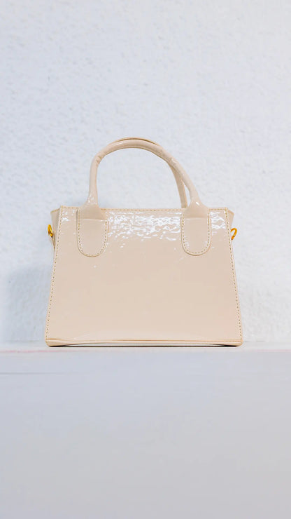 Bolso para mujer elegante en charol - C375