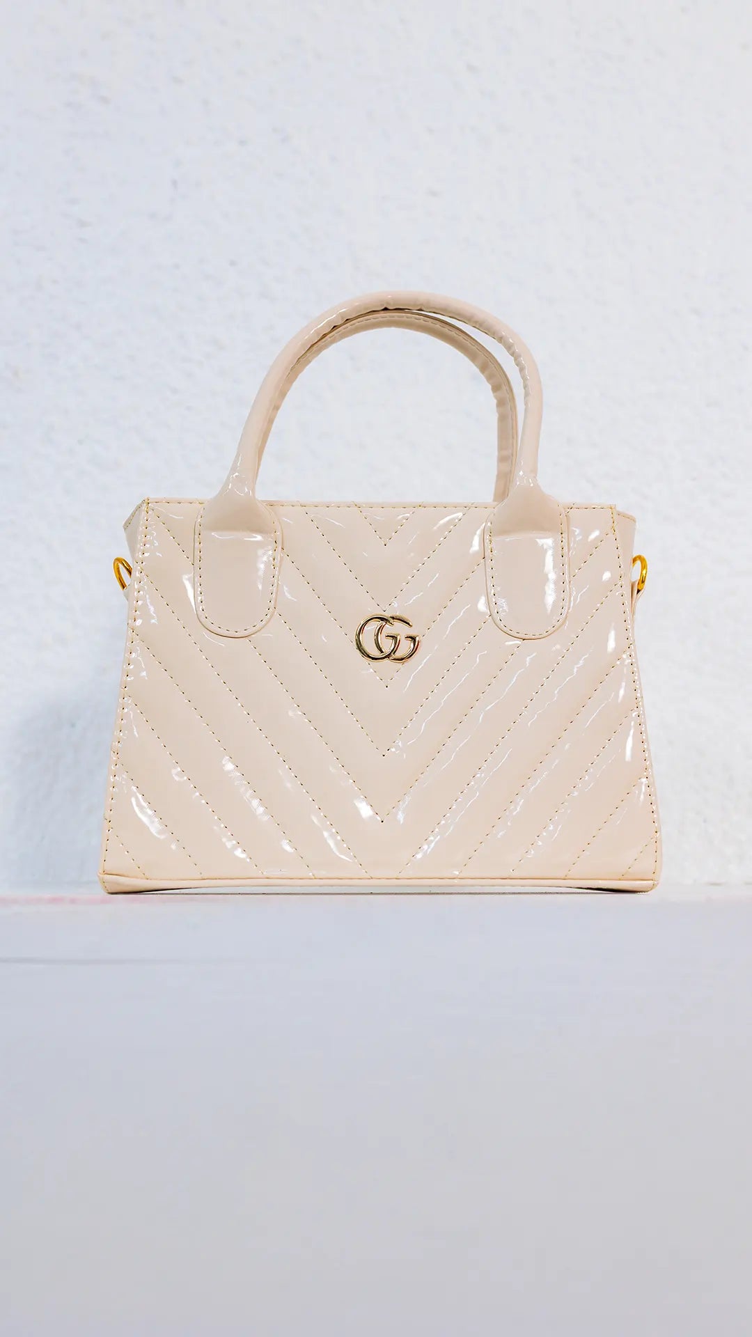 Bolso para mujer elegante en charol - C375
